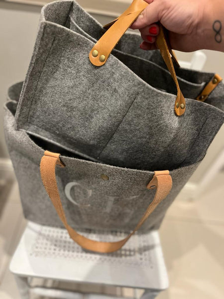 Eco-felt sustainable handbag organiser with leather handles