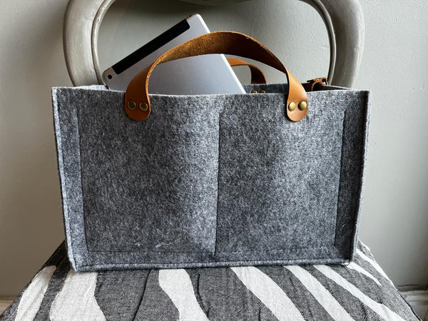 Eco-felt sustainable handbag organiser with leather handles