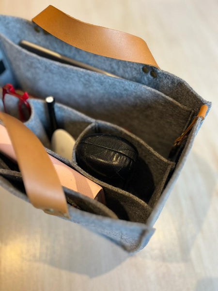 Eco-felt sustainable handbag organiser with leather handles